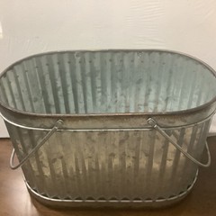 Vintage Rustic Style Galvanized Metal Tin Arched Pattern Outdoor