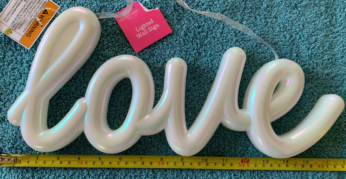 LED Light Up "LOVE" Sign. FREE SHIPPING. Battery Operated 2- AAA (not Included) gallery