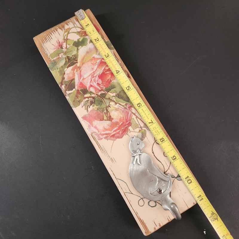 Upcycled Wood Wall Plaque Pewter Country Cat Hook Distressed Cottagecore gallery
