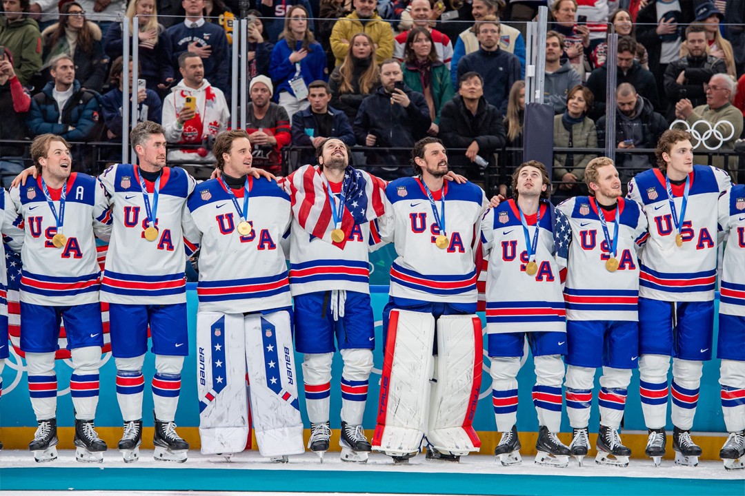 USA Men National Hockey Team Champ Ceremony - Winter Games - POSTER 20"x30" gallery