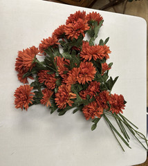 SILK RUST MUM 3 1/8″” FLOWER X 3 -STEM 19 1/2″