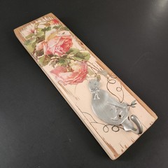Upcycled Wood Wall Plaque Pewter Country Cat Hook Distressed Cottagecore