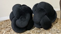 NWT-2 Room Essentials Knot Mod Art Deco 11″ Jet Black Velvet Pillows Memory Foam