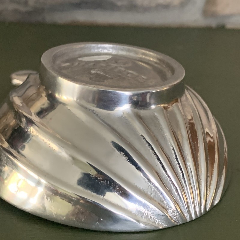 MARIPOSA Ornament Candy Dish Red gallery