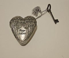 Demdaco Art Hearts ALWAYS AND FOREVER Silver Tone With Key & Tassel Hanger